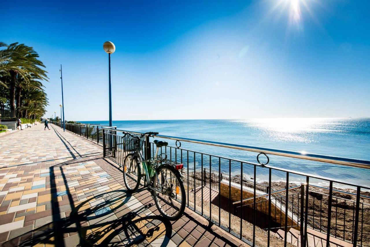 Apartamento Sea Senses Victoria Frente Al Mar Torrevieja Ngoại thất bức ảnh